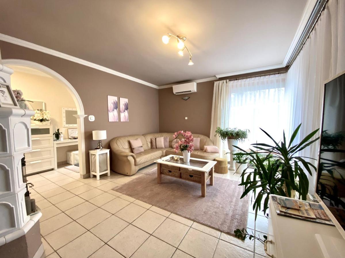 Do-Ti Apartmanhaz Балатонлелле Екстер'єр фото