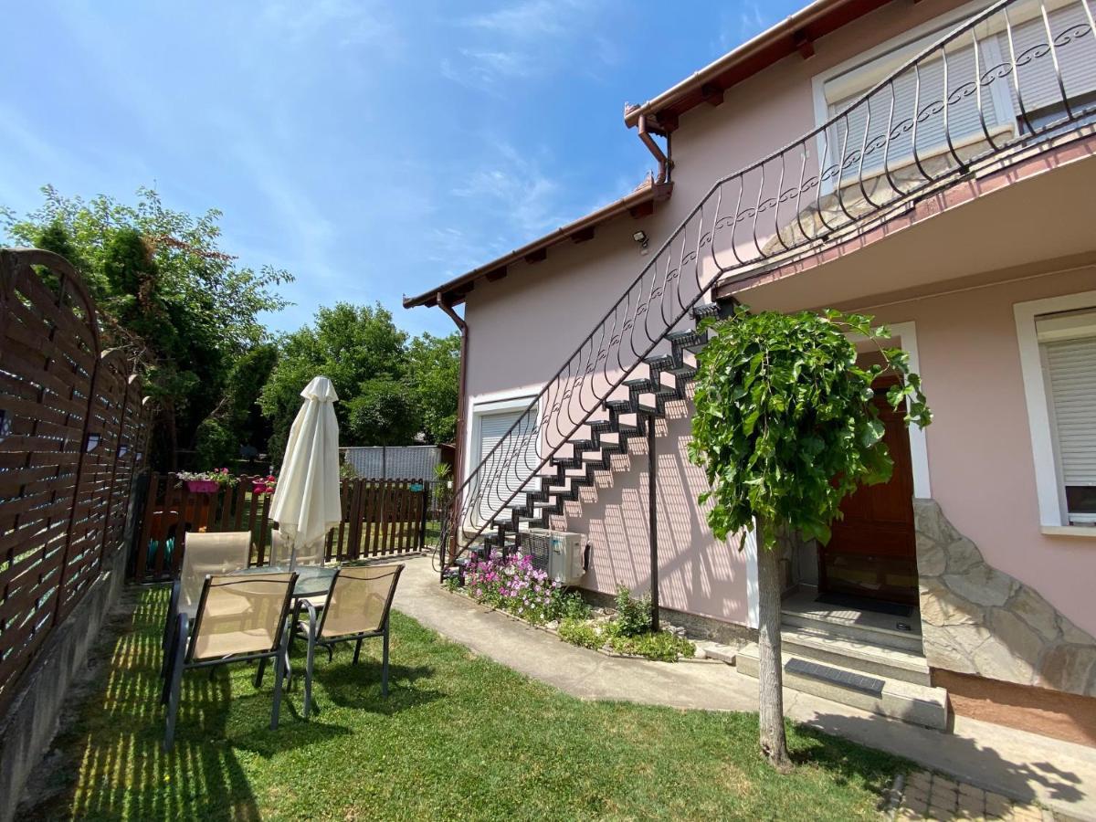 Do-Ti Apartmanhaz Балатонлелле Екстер'єр фото